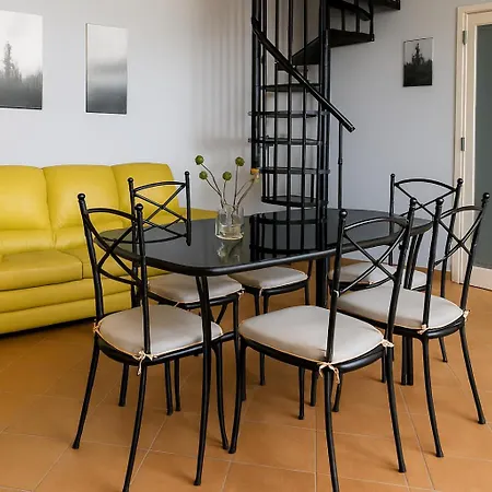 Attic Apartamento