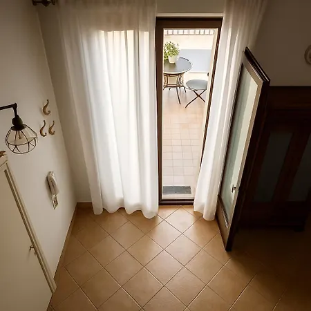 Attic Acate